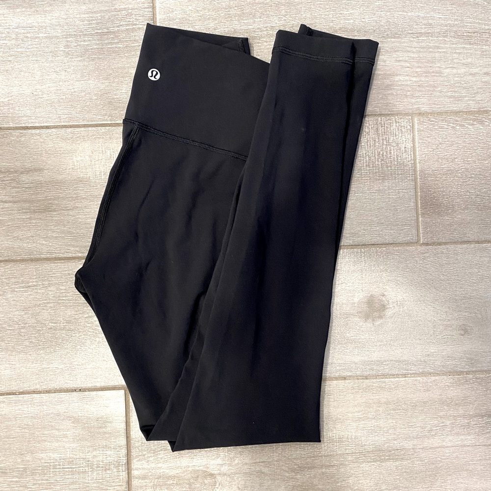 Lululemon Wunder Under HR 28” size 6